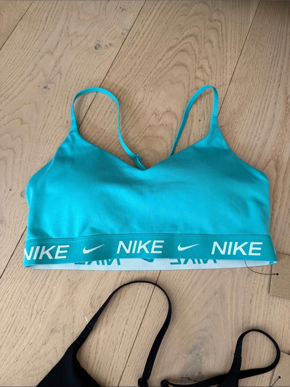 Nike 2 new bras Seamless Bralettes in Turquoise & Black